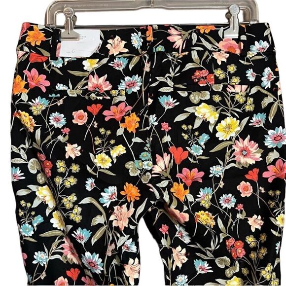 NWT! Loft floral patterned riviera pants - Picture 12 of 14
